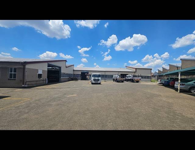 2,400M² WAREHOUSE TO LET IN ALRODE
